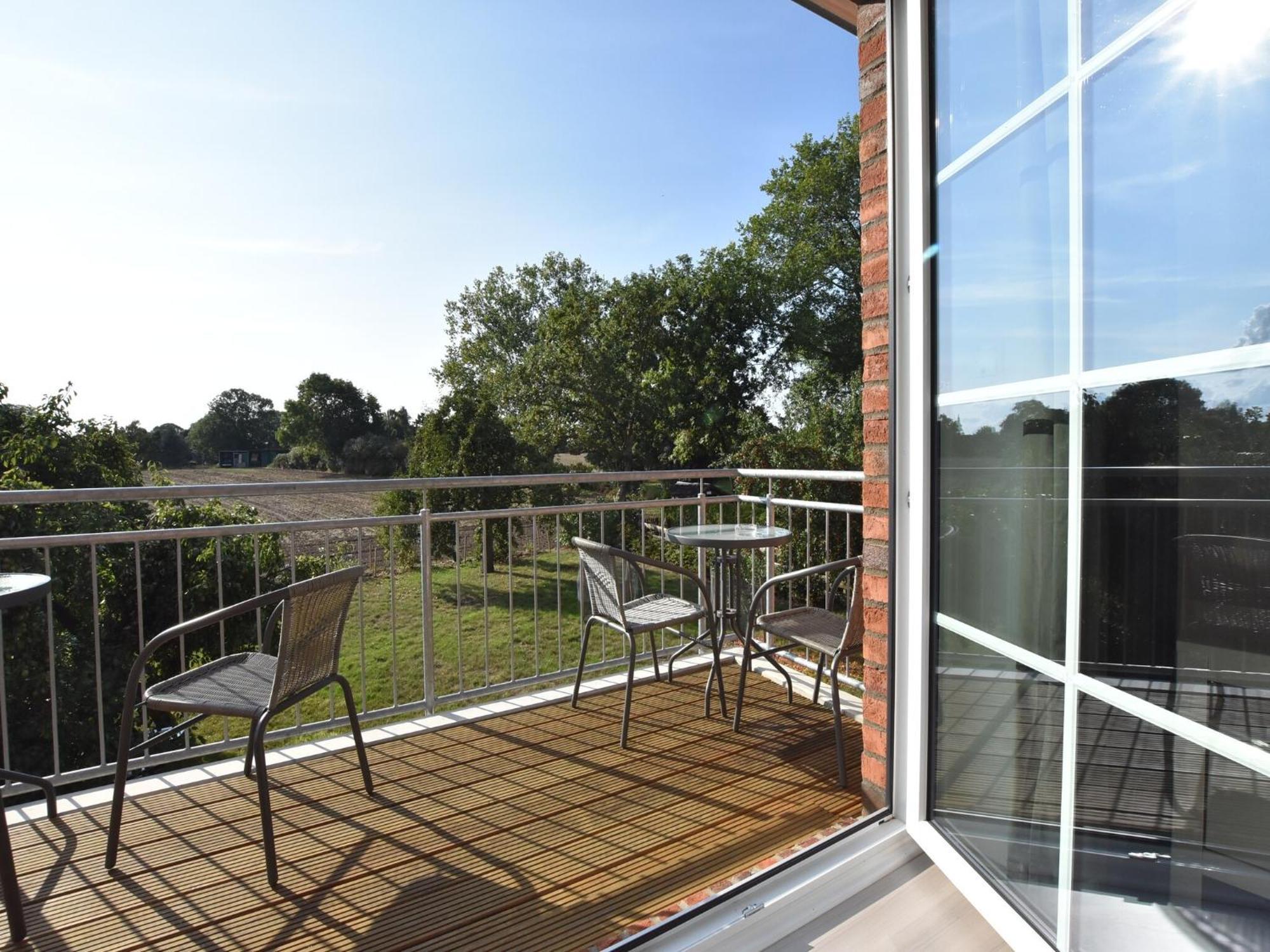 Charming Apartment In Oldenburg In Holstein With Terrace Luaran gambar
